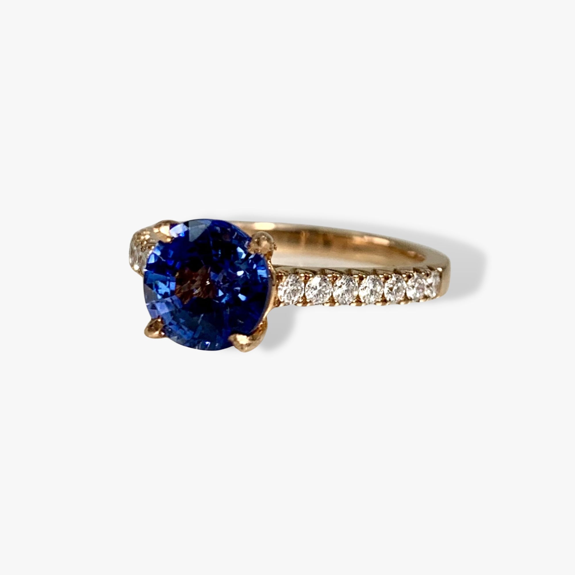 18k Rose Gold Round Cut Blue Sapphire Diamond Pavé Ring Side View
