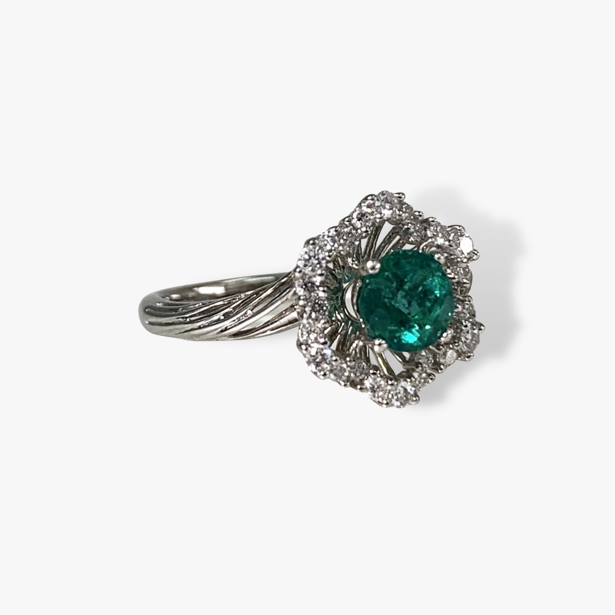 18k White Gold Round Cut Emerald and Diamond Flower Ring Side View