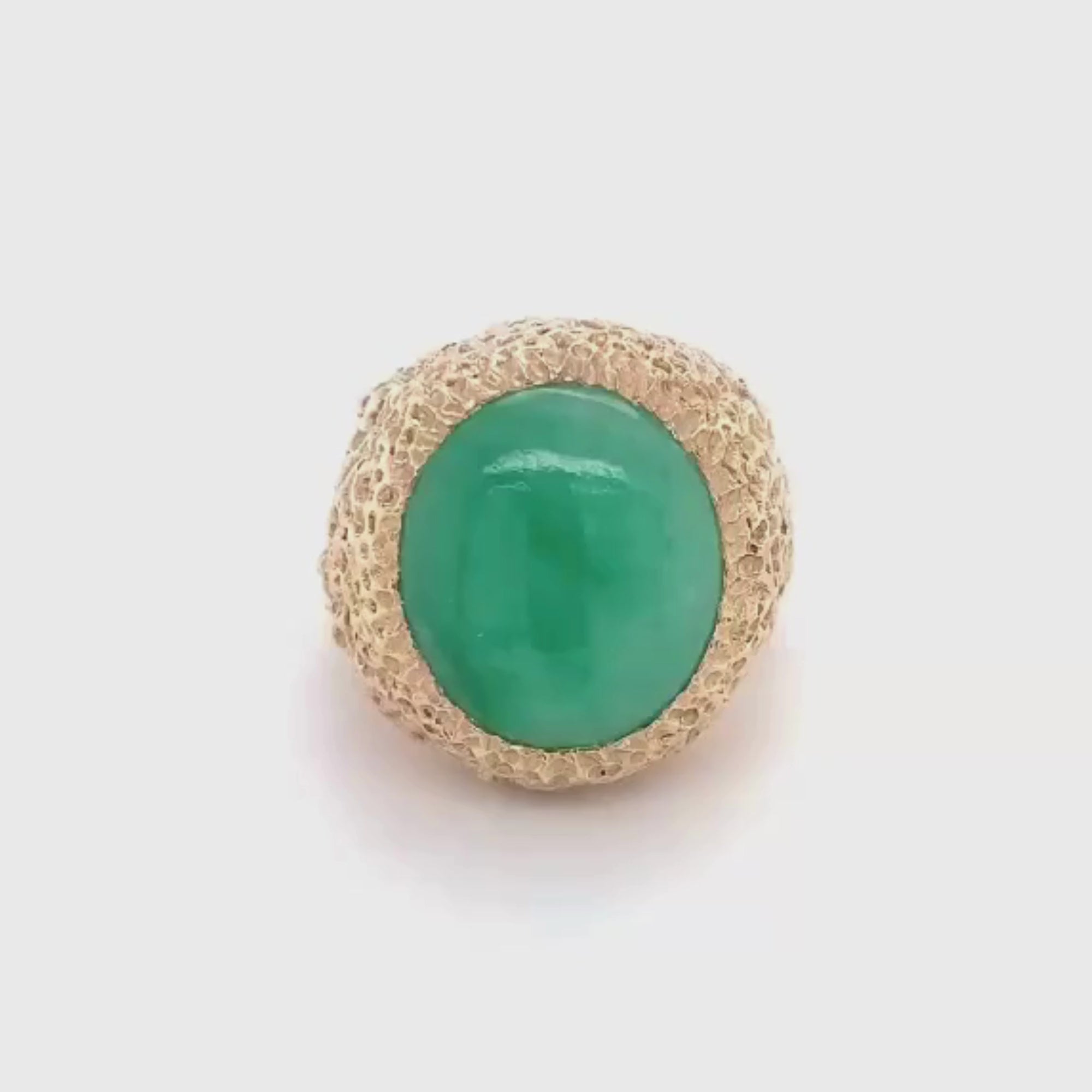 14k Yellow Textured Gold Cabochon Cut Jade Vintage Cocktail Ring