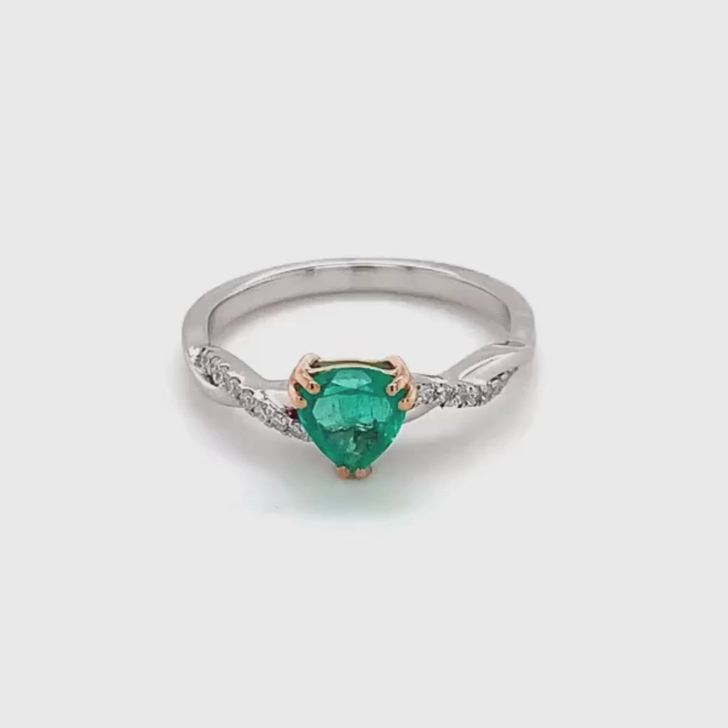 14k White Gold Trillion Cut Emerald Diamond Pavé Twisted Shank Ring